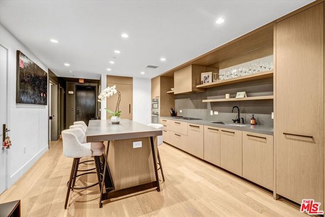 10777 Wilshire Boulevard 207, Los Angeles, CA 90024