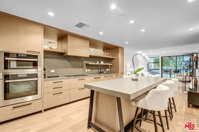 10777 Wilshire Boulevard 207, Los Angeles, CA 90024