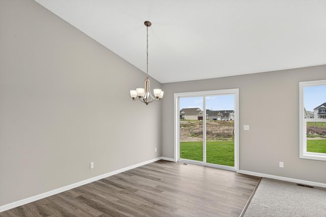 1531 Woods Road NE, Isanti, MN 55040