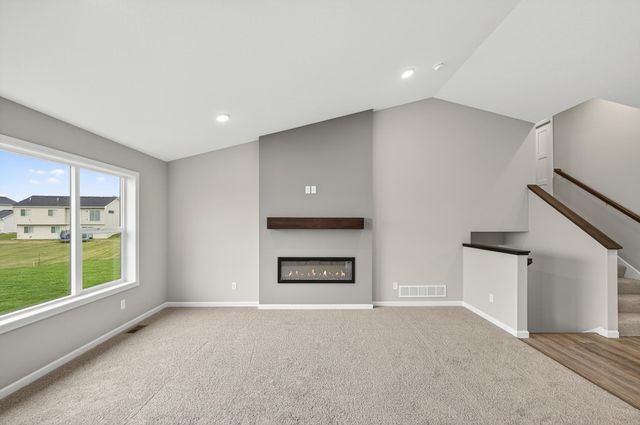 1531 Woods Road NE, Isanti, MN 55040