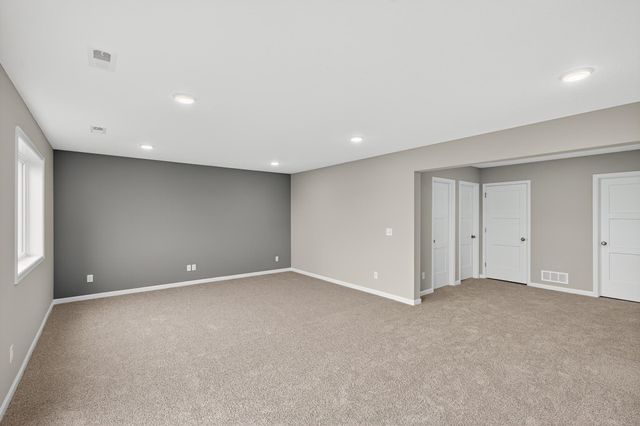 1531 Woods Road NE, Isanti, MN 55040
