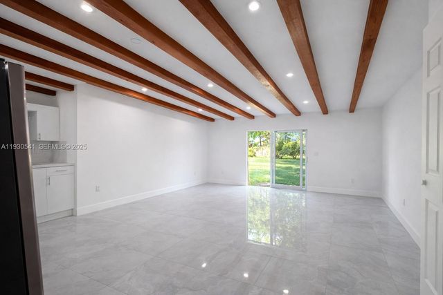 2501 NW 21st St, Fort Lauderdale, FL 33311