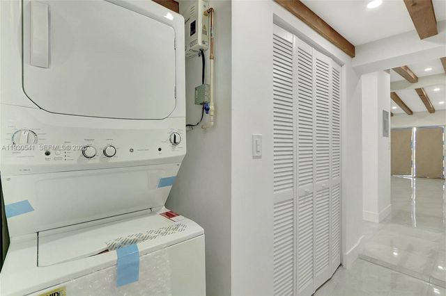 2501 NW 21st St, Fort Lauderdale, FL 33311