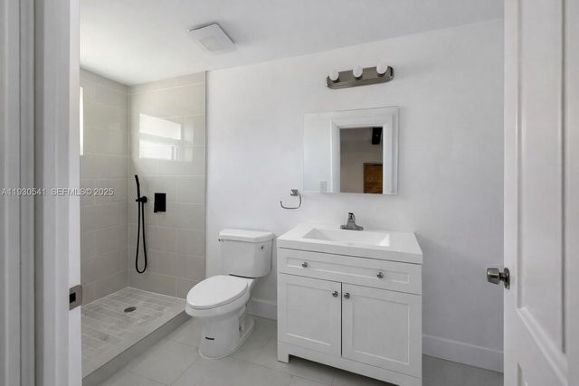 2501 NW 21st St, Fort Lauderdale, FL 33311