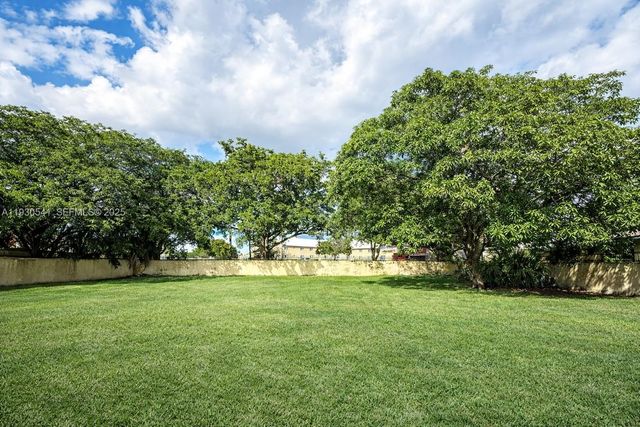 2501 NW 21st St, Fort Lauderdale, FL 33311