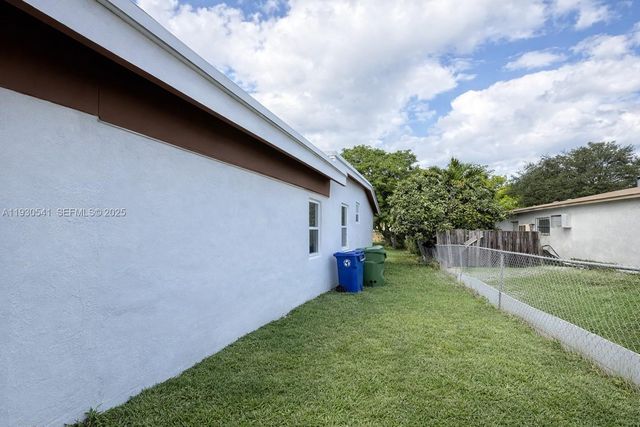 2501 NW 21st St, Fort Lauderdale, FL 33311