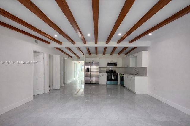 2501 NW 21st St, Fort Lauderdale, FL 33311