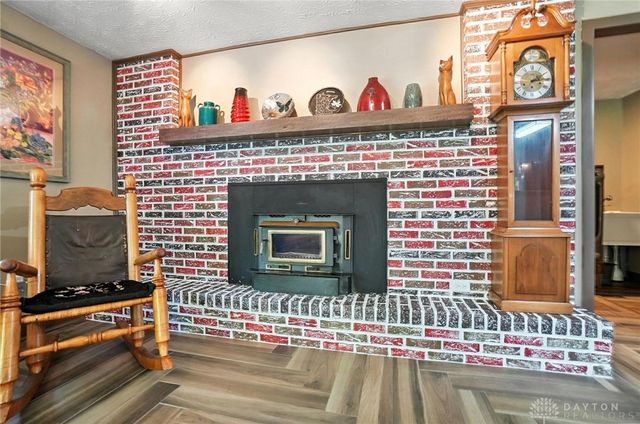 7227 Gardenside Drive, Dayton, OH 45414