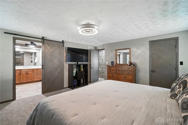 7227 Gardenside Drive, Dayton, OH 45414