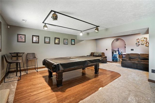 7227 Gardenside Drive, Dayton, OH 45414