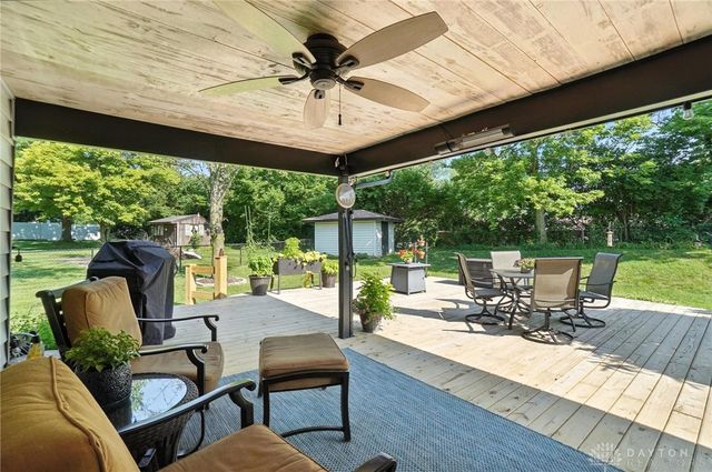 7227 Gardenside Drive, Dayton, OH 45414
