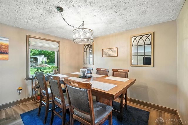 7227 Gardenside Drive, Dayton, OH 45414