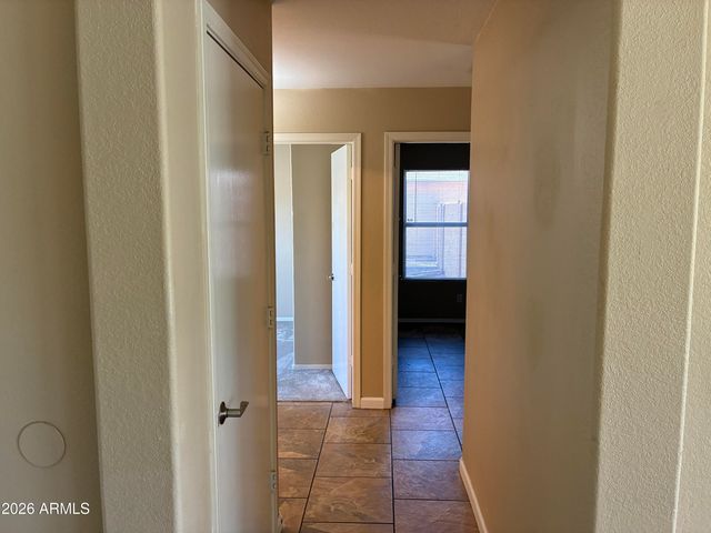 8981 W MARYLAND Avenue, Glendale, AZ 85305