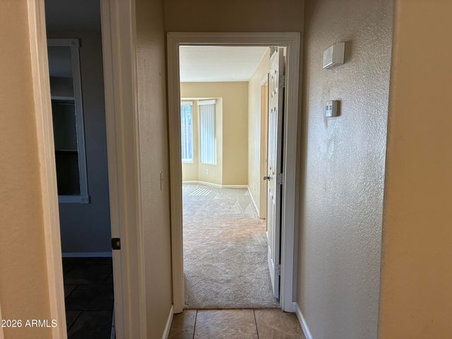 8981 W MARYLAND Avenue, Glendale, AZ 85305