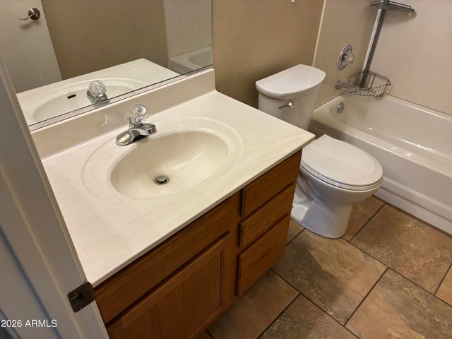 8981 W MARYLAND Avenue, Glendale, AZ 85305