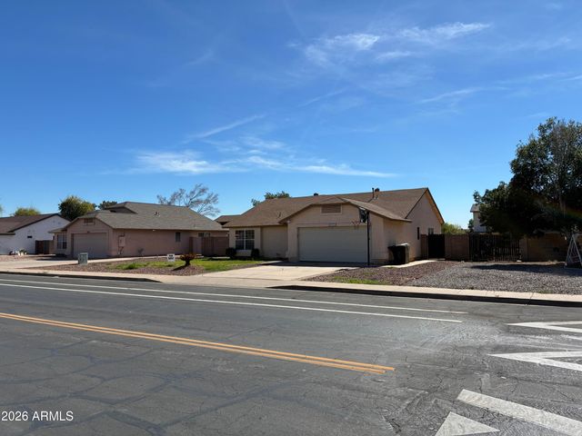 8981 W MARYLAND Avenue, Glendale, AZ 85305