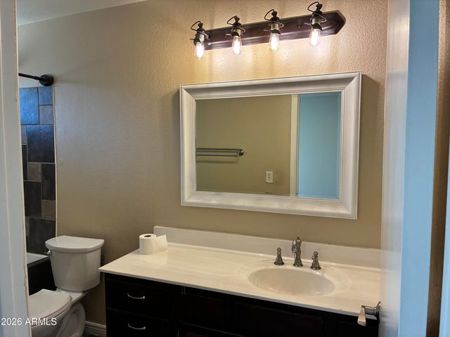 8981 W MARYLAND Avenue, Glendale, AZ 85305