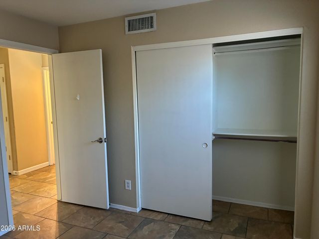 8981 W MARYLAND Avenue, Glendale, AZ 85305