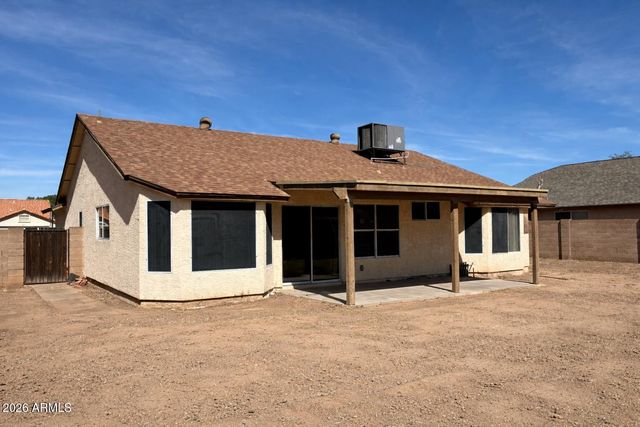 8981 W MARYLAND Avenue, Glendale, AZ 85305