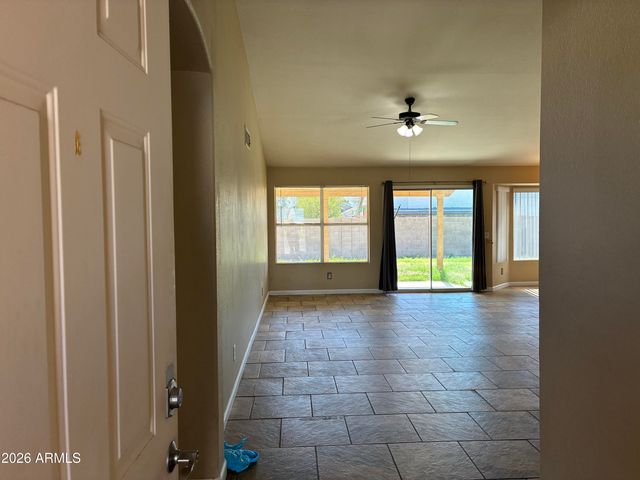 8981 W MARYLAND Avenue, Glendale, AZ 85305