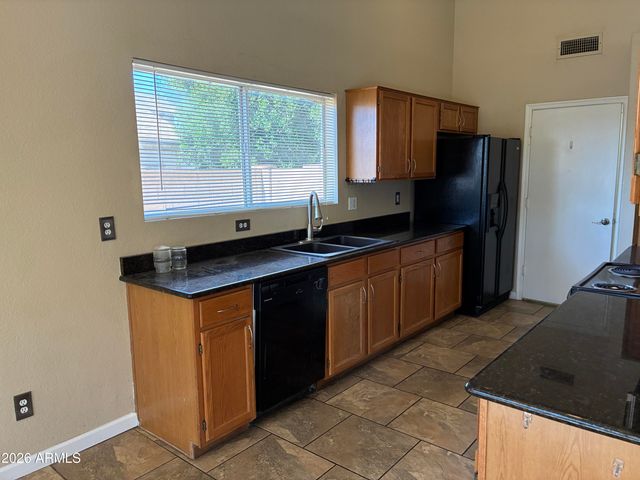 8981 W MARYLAND Avenue, Glendale, AZ 85305