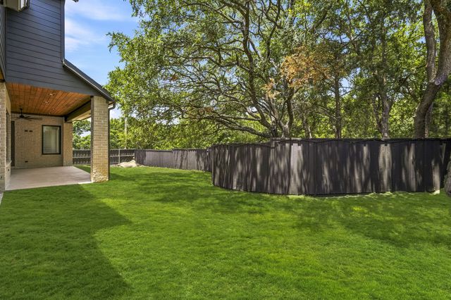 1222 Whisper Rock Drive, Rockwall, TX 75032