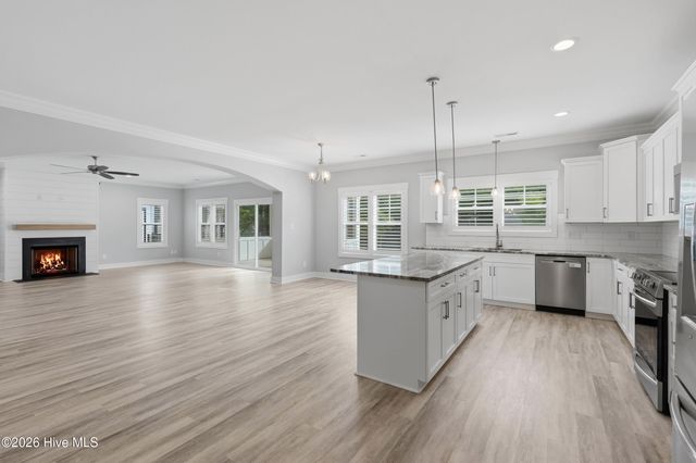 531 Moss Lake Lane, Holly Ridge, NC 28445