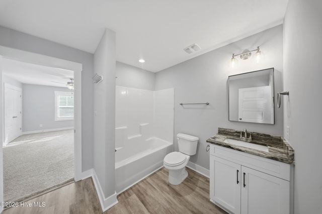 531 Moss Lake Lane, Holly Ridge, NC 28445