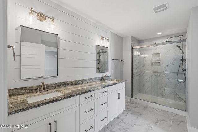 531 Moss Lake Lane, Holly Ridge, NC 28445