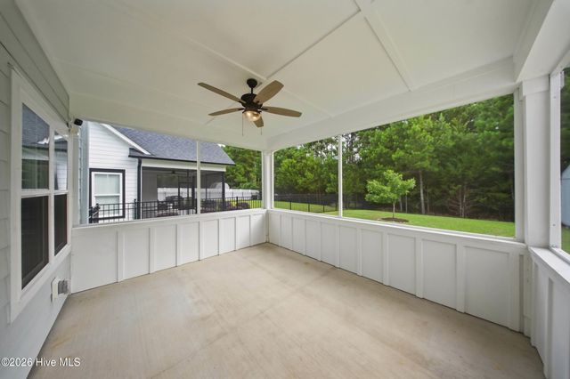 531 Moss Lake Lane, Holly Ridge, NC 28445