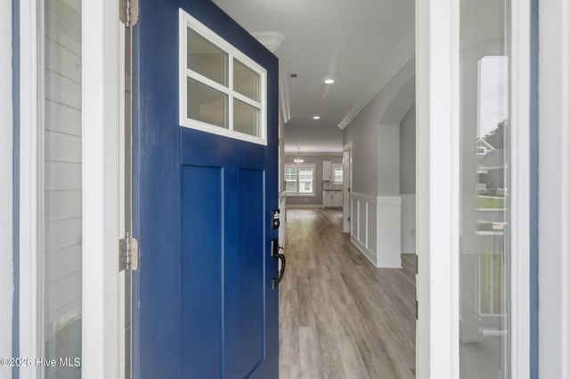 531 Moss Lake Lane, Holly Ridge, NC 28445