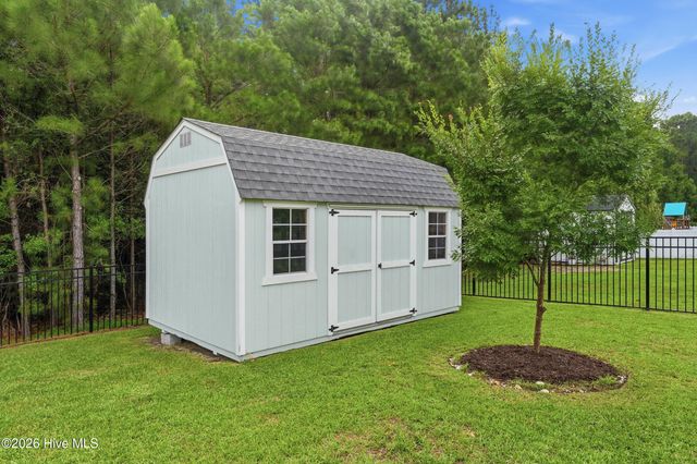 531 Moss Lake Lane, Holly Ridge, NC 28445