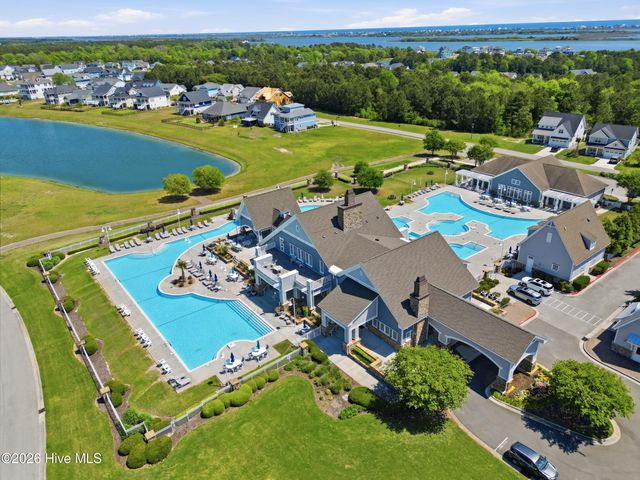 531 Moss Lake Lane, Holly Ridge, NC 28445