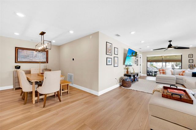 511 LONGFELLOW COURT D, Safety Harbor, FL 34695