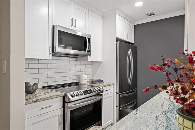 23103 Plantation Drive NE 103, Atlanta, GA 30324