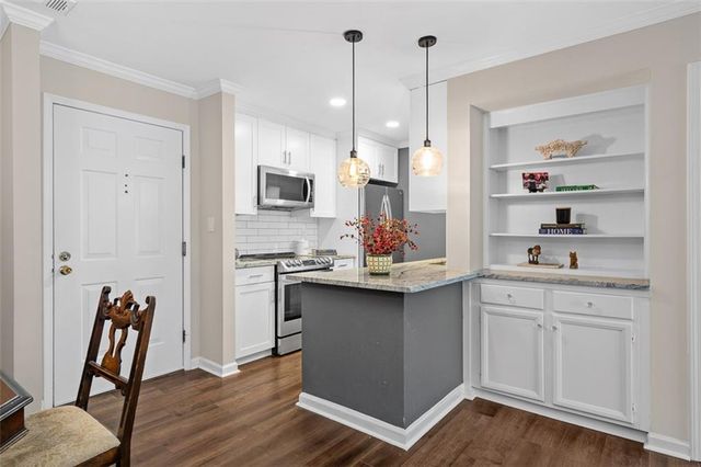 23103 Plantation Drive NE 103, Atlanta, GA 30324