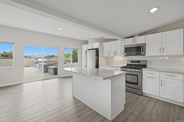 648 Cocapah, Vista, CA 92083