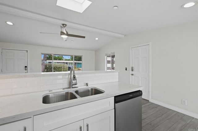 648 Cocapah, Vista, CA 92083