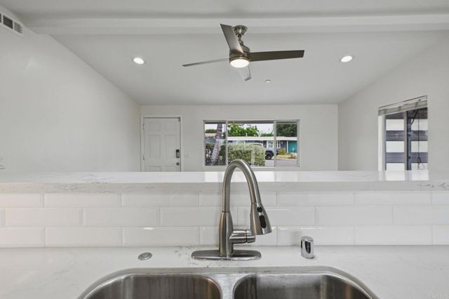 648 Cocapah, Vista, CA 92083