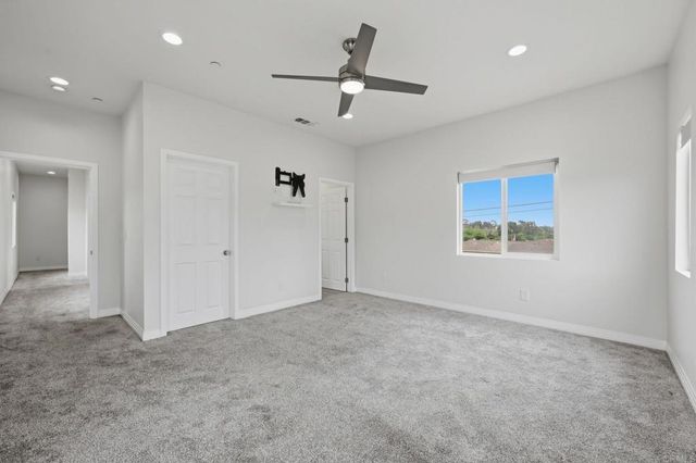 648 Cocapah, Vista, CA 92083