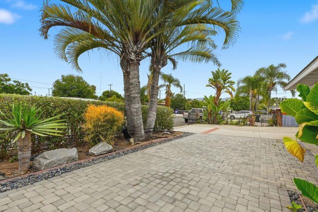 648 Cocapah, Vista, CA 92083
