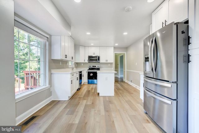 8736 FALLS CHAPEL WAY, Potomac, MD 20854