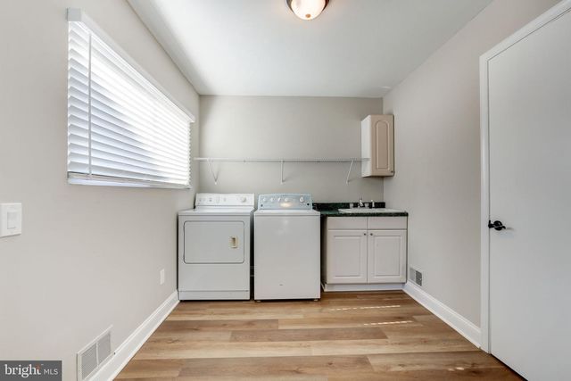 8736 FALLS CHAPEL WAY, Potomac, MD 20854
