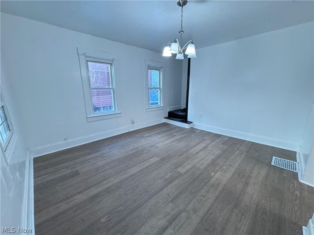 117 Kent Court, Akron, OH 44305