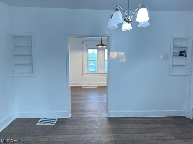 117 Kent Court, Akron, OH 44305