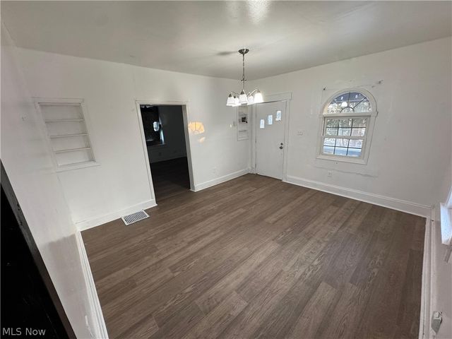 117 Kent Court, Akron, OH 44305