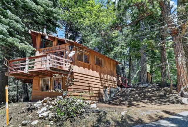 858 Poe Court, Lake Arrowhead, CA 92352