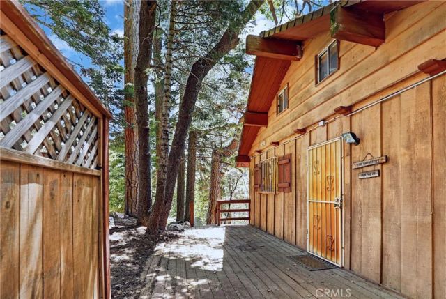 858 Poe Court, Lake Arrowhead, CA 92352