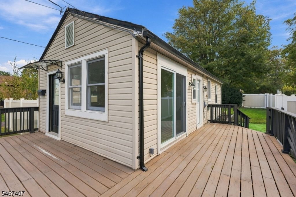 250 Brookside Ave, Old Bridge Twp., NJ 08879 — photo 3