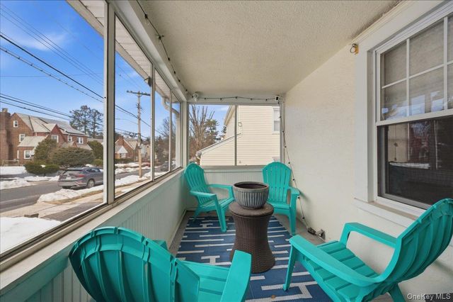 490 Carol Place, Pelham, NY 10803